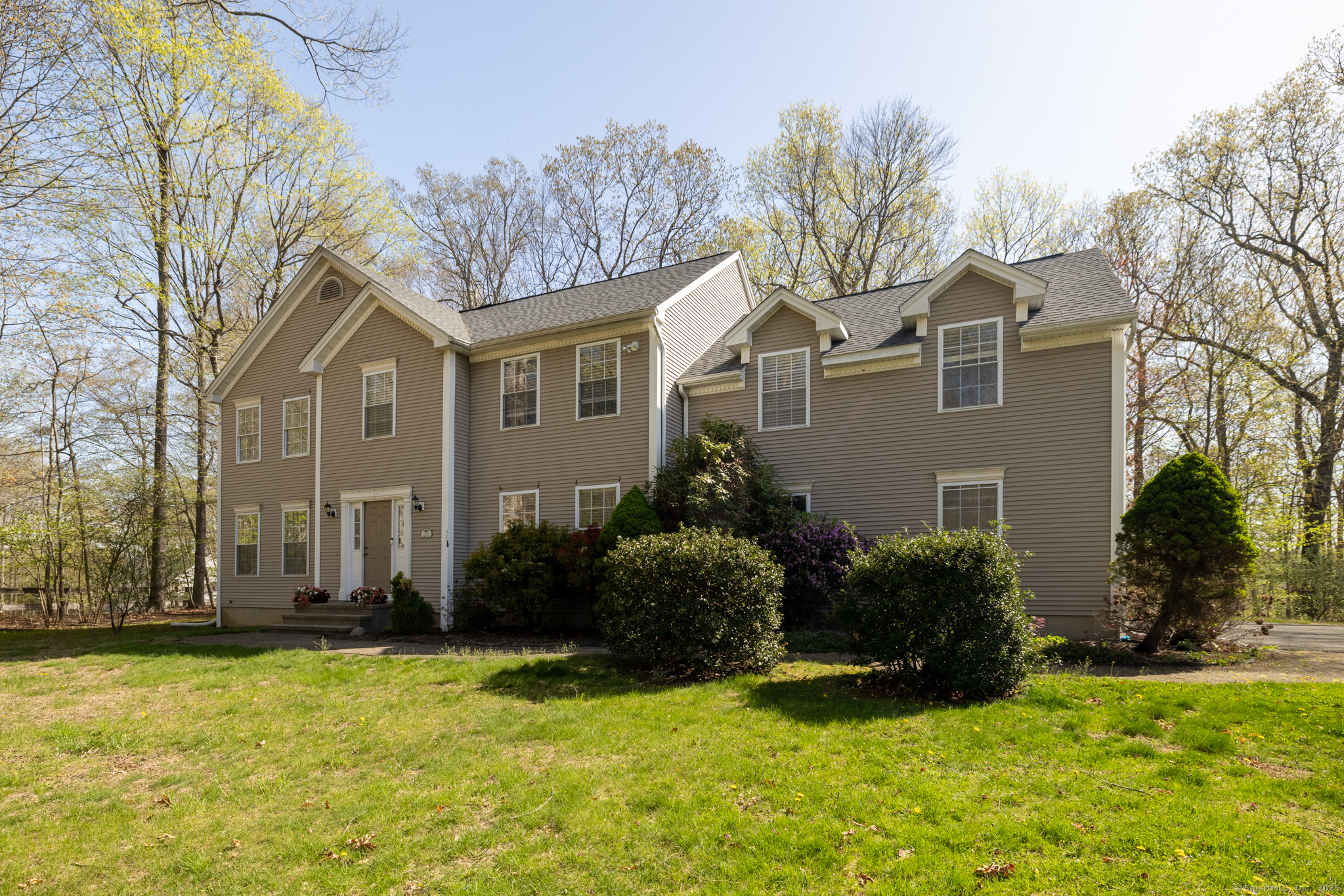 114 Cobbler Lane, Southbury, Connecticut image 2
