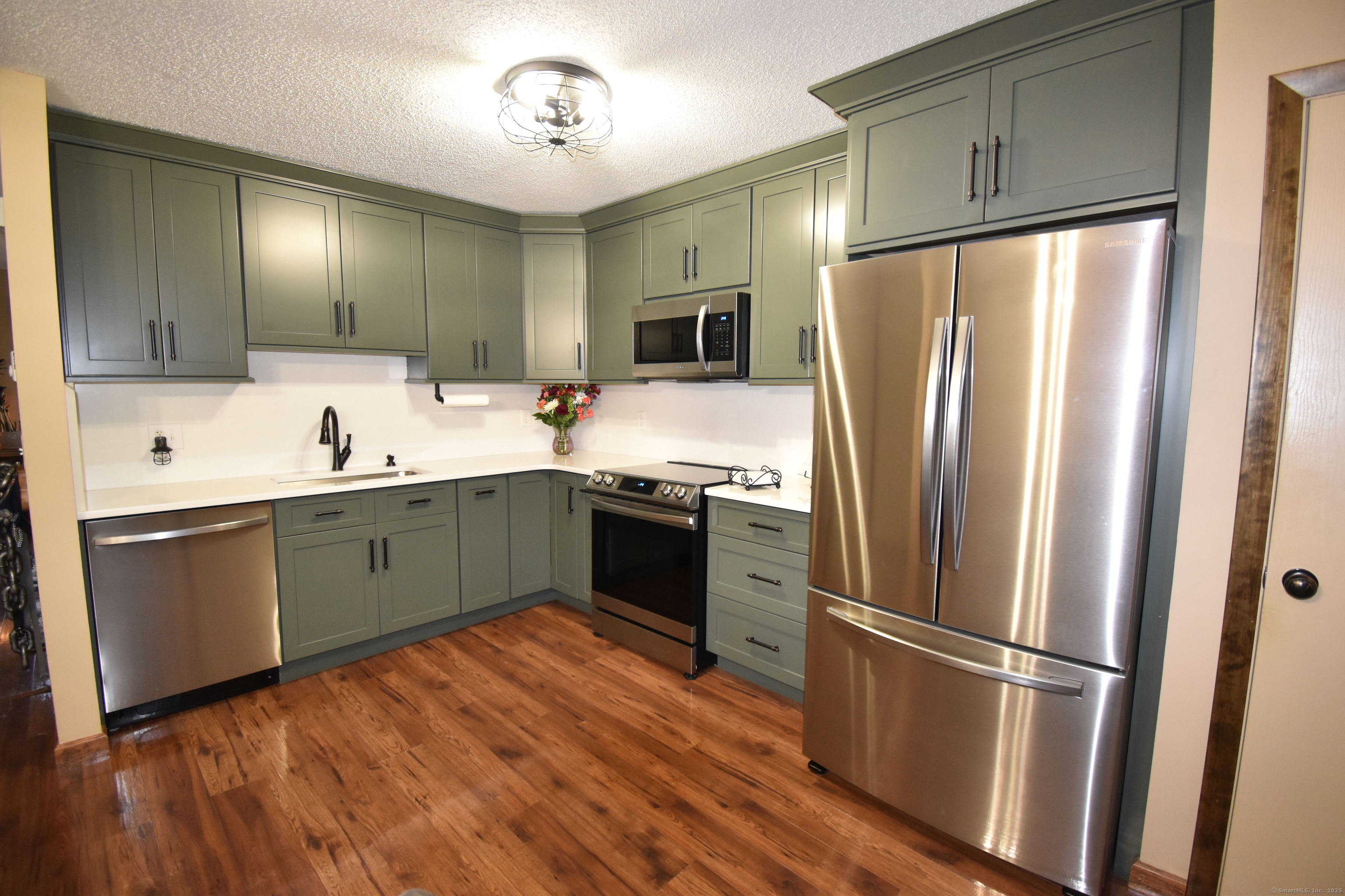 143 Pine Hill Road #8B, Thomaston, Connecticut image 2