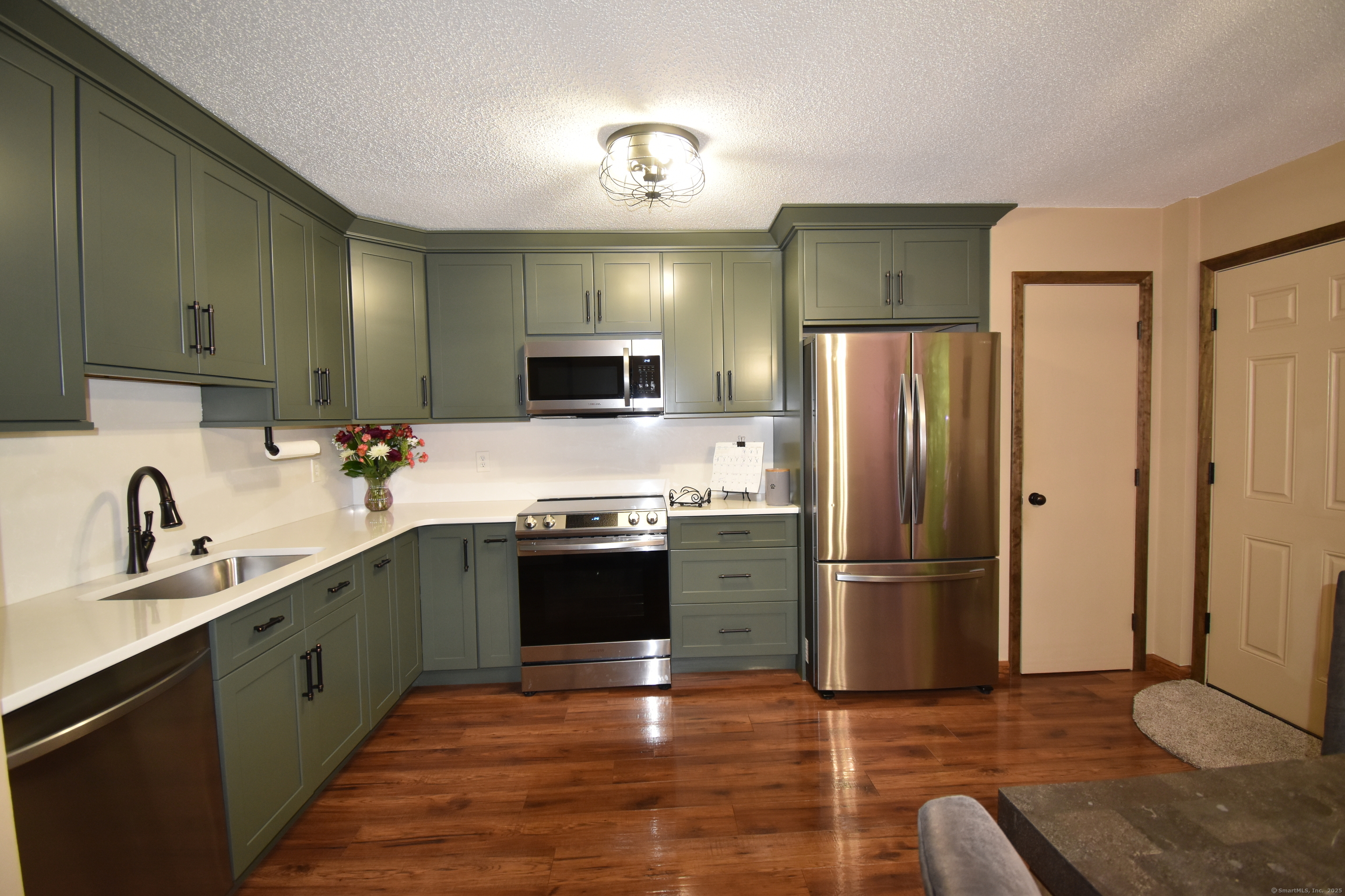 143 Pine Hill Road #8B, Thomaston, Connecticut image 7