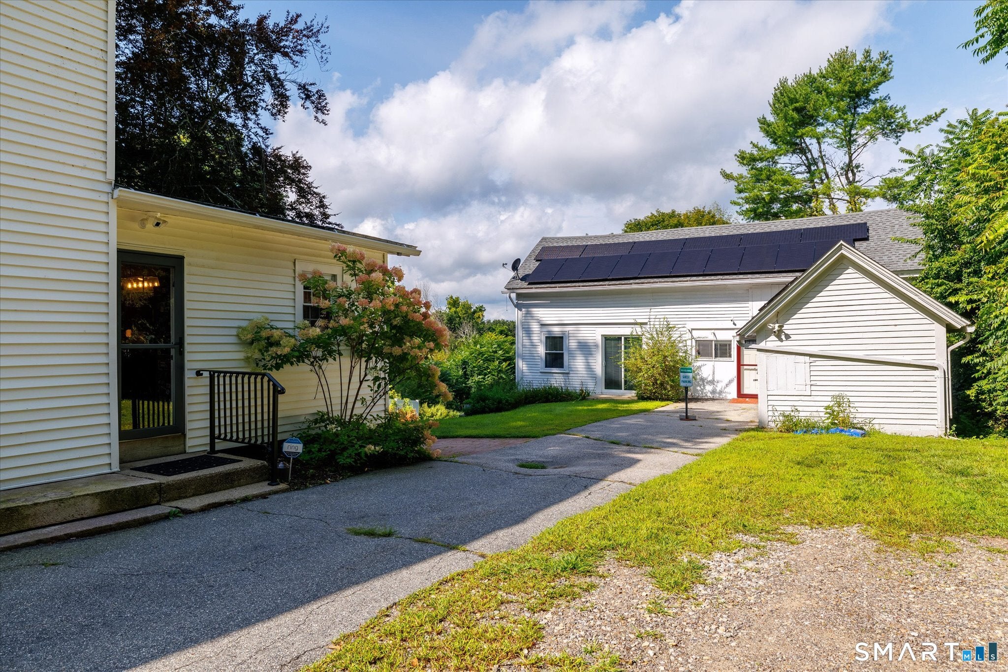 1015 North Road