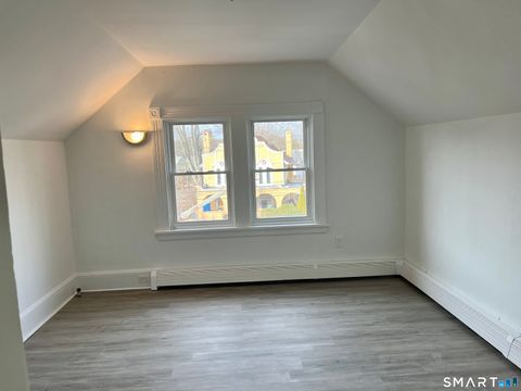 Tiny photo for 2449 North Avenue #3, Bridgeport, CT 06604 (MLS # 24148285)