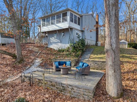 A home in Ledyard