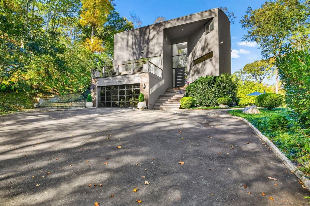 Photo of 210 Red Fox Road, Stamford, CT 06903 (MLS # 24126905)