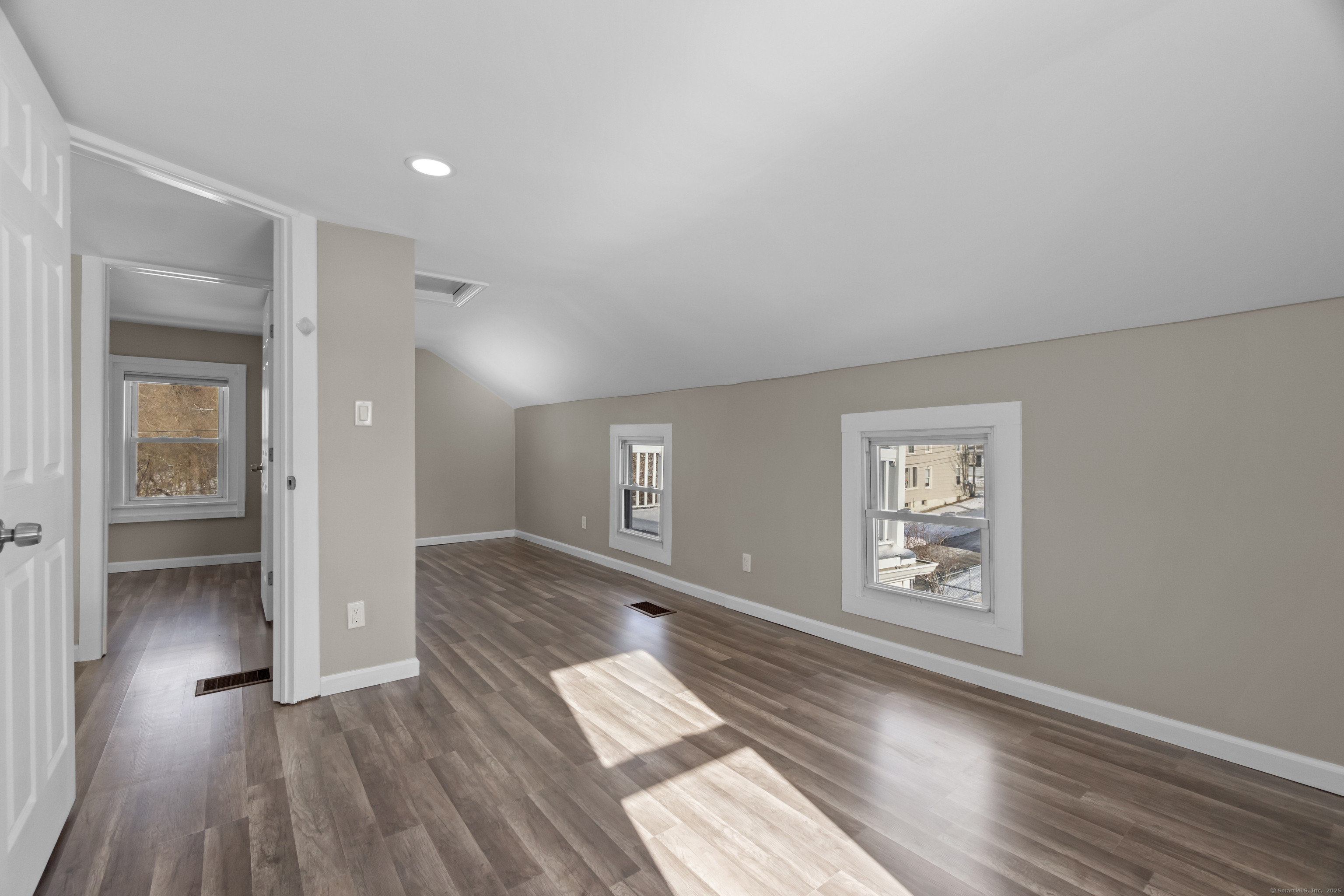 12 Oak Street, Wallingford, Connecticut image 28