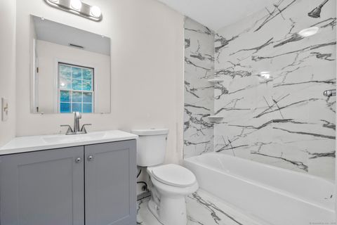 Tiny photo for 98 Crown Ridge #98, Newington, CT 06111 (MLS # 24153605)