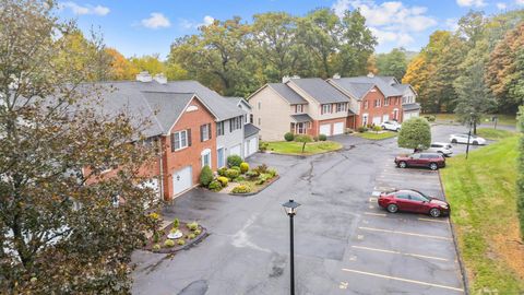 Tiny photo for 98 Crown Ridge #98, Newington, CT 06111 (MLS # 24153605)