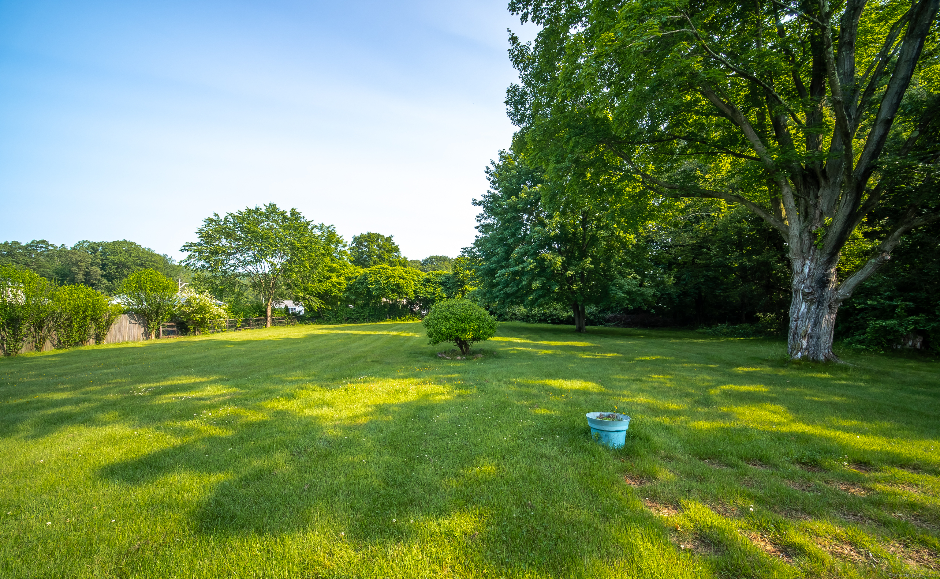 895 West Woods Road