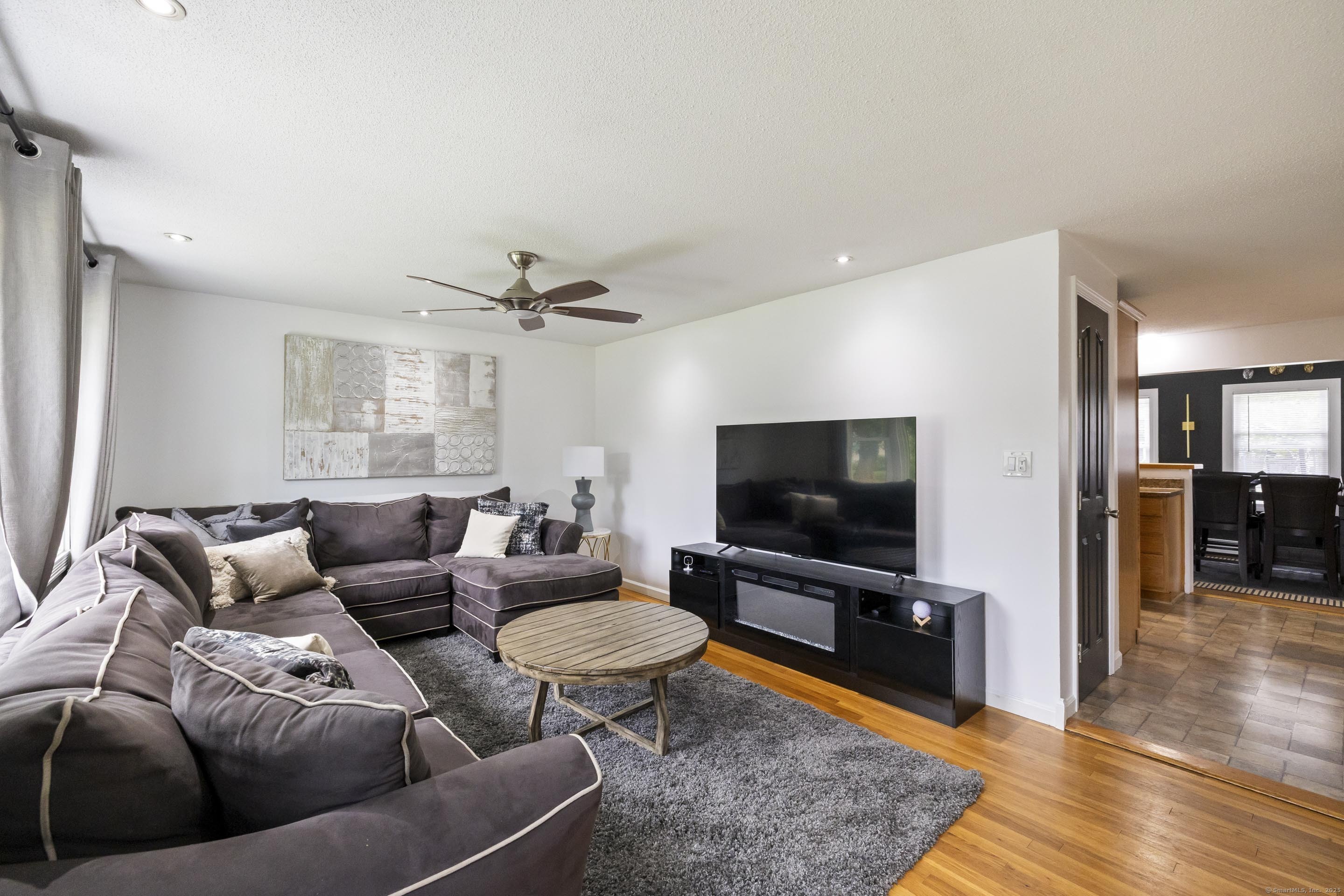 53 Roosevelt Boulevard