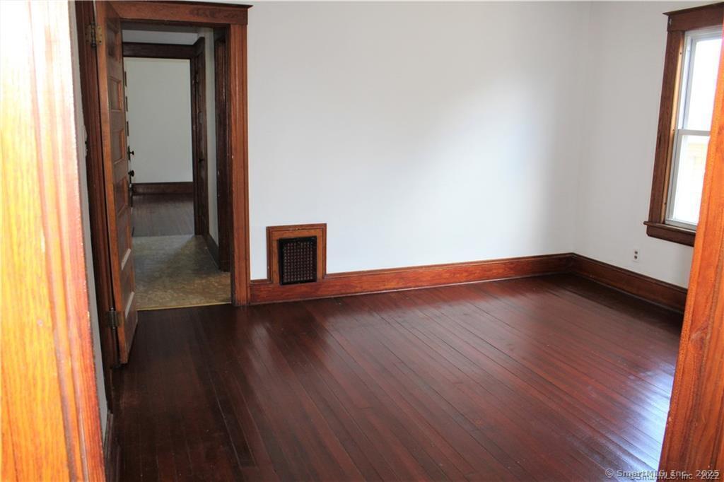 New Britain, Connecticut 06051, United States, 2 Bedrooms Bedrooms, ,1 BathroomBathrooms,Residential,Active,184091