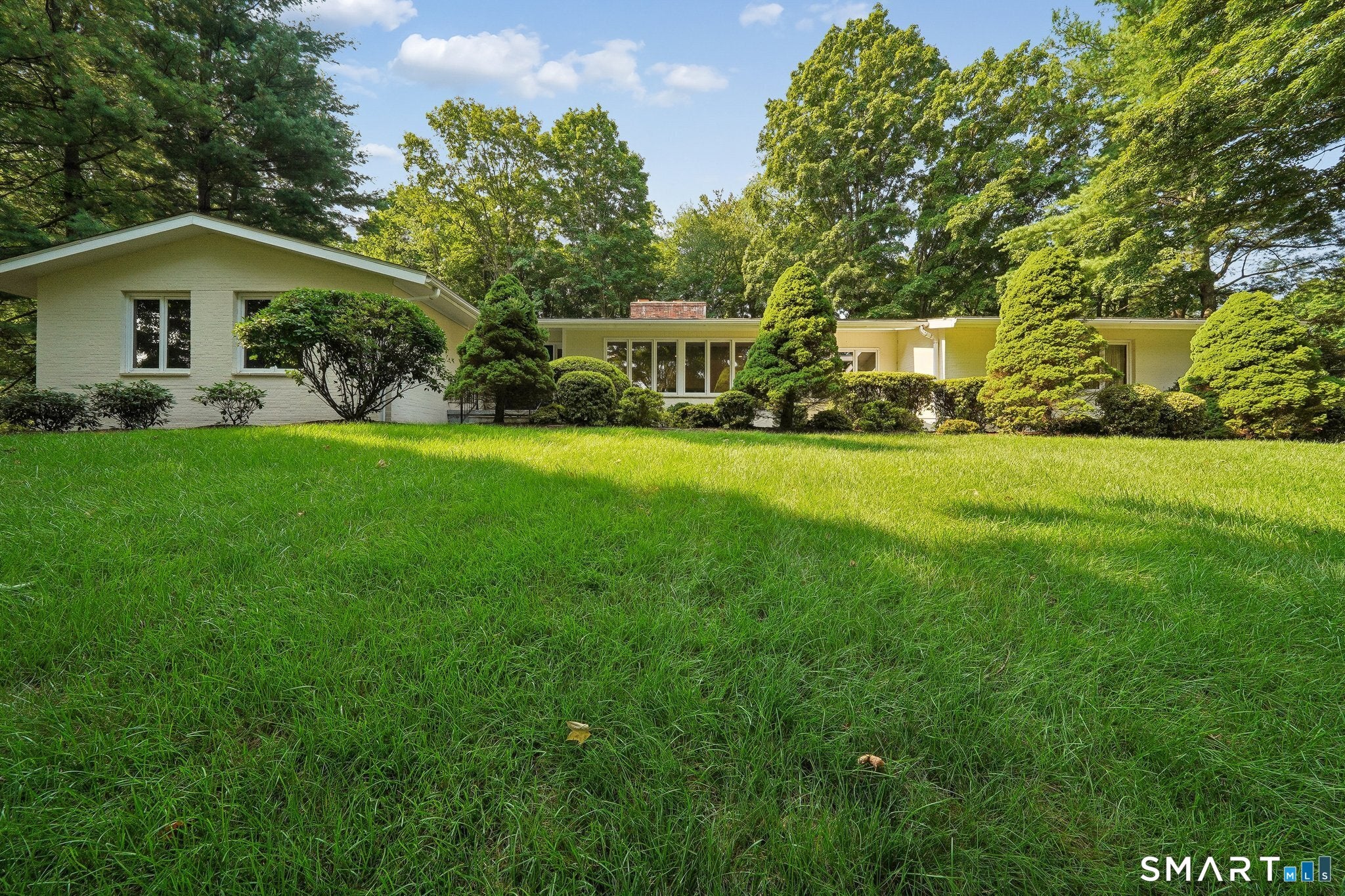 23 Pequot Trail