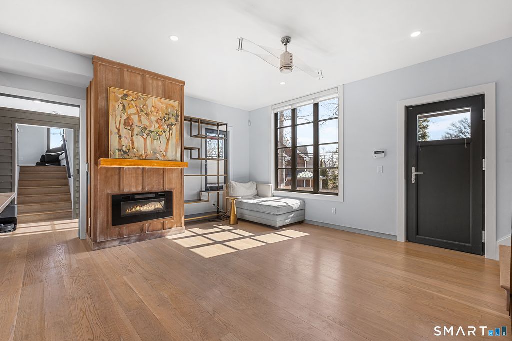 Photo of 31 Thornhill Road, Greenwich, CT 06878 (MLS # 24159022)