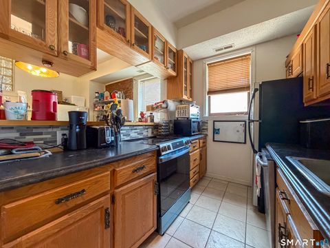 Tiny photo for 239 Farmington Avenue #B, Hartford, CT 06105 (MLS # 24163849)