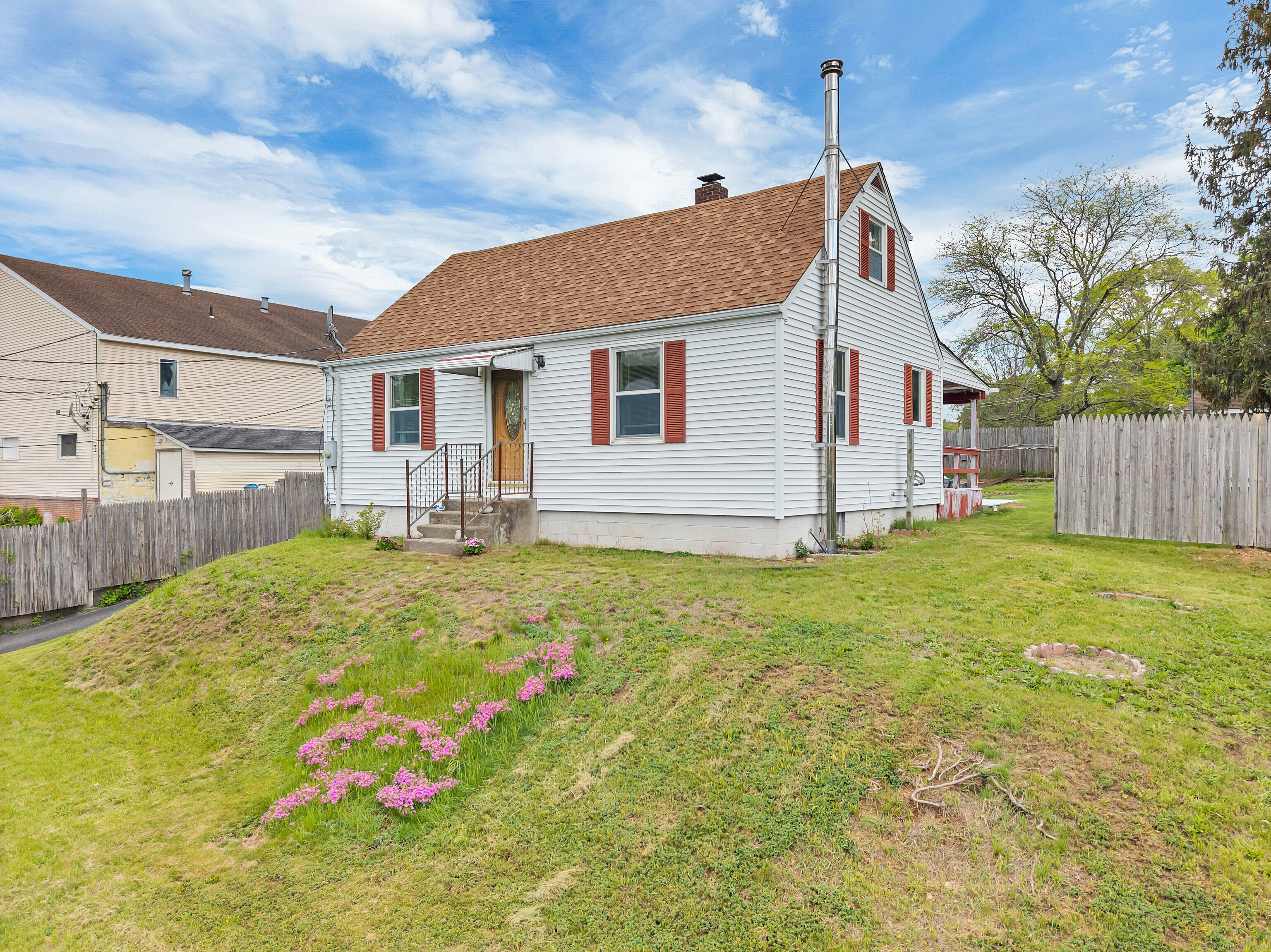 6 Lois Street, Norwich, Connecticut image 3