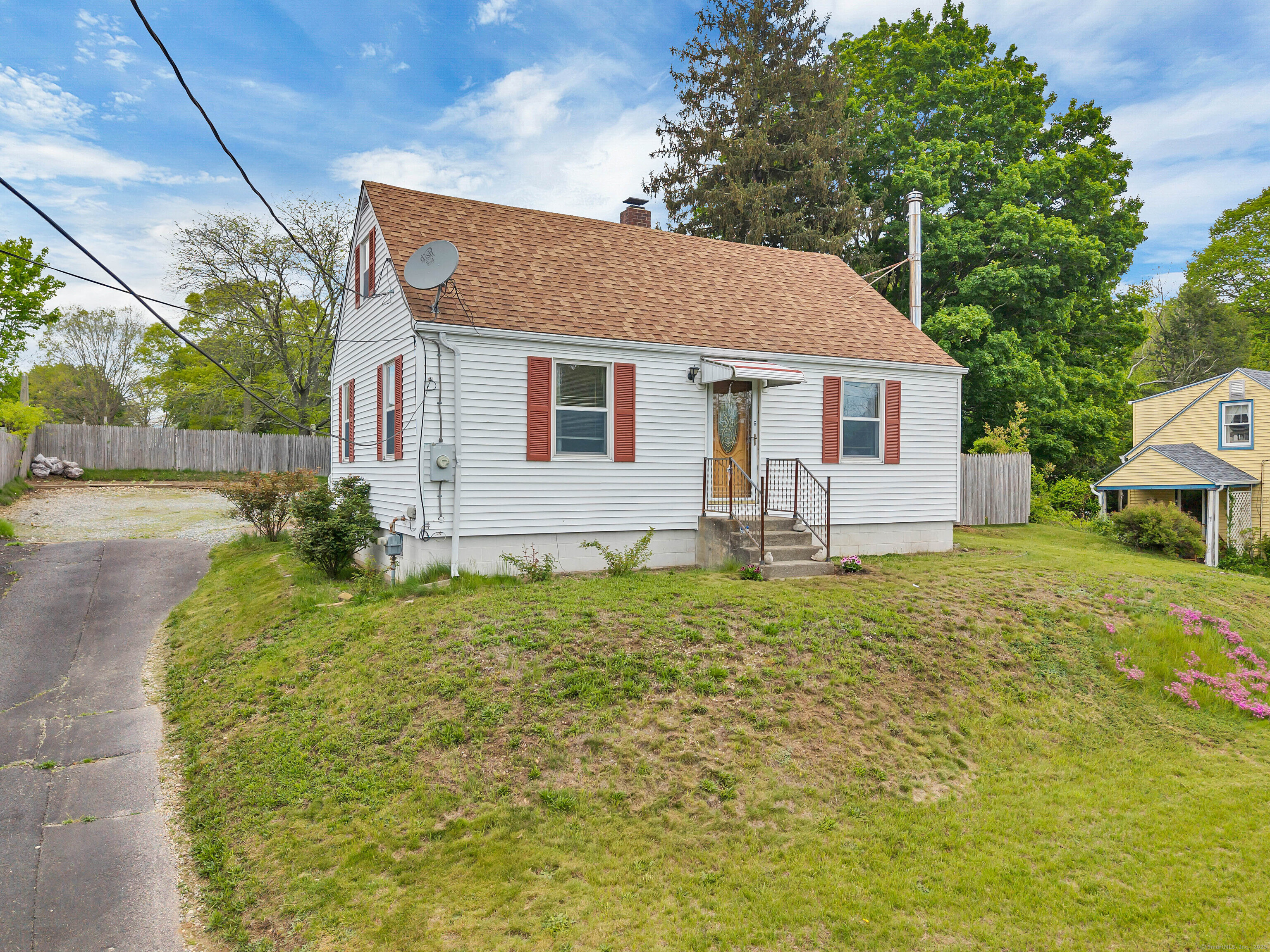 6 Lois Street, Norwich, Connecticut image 2