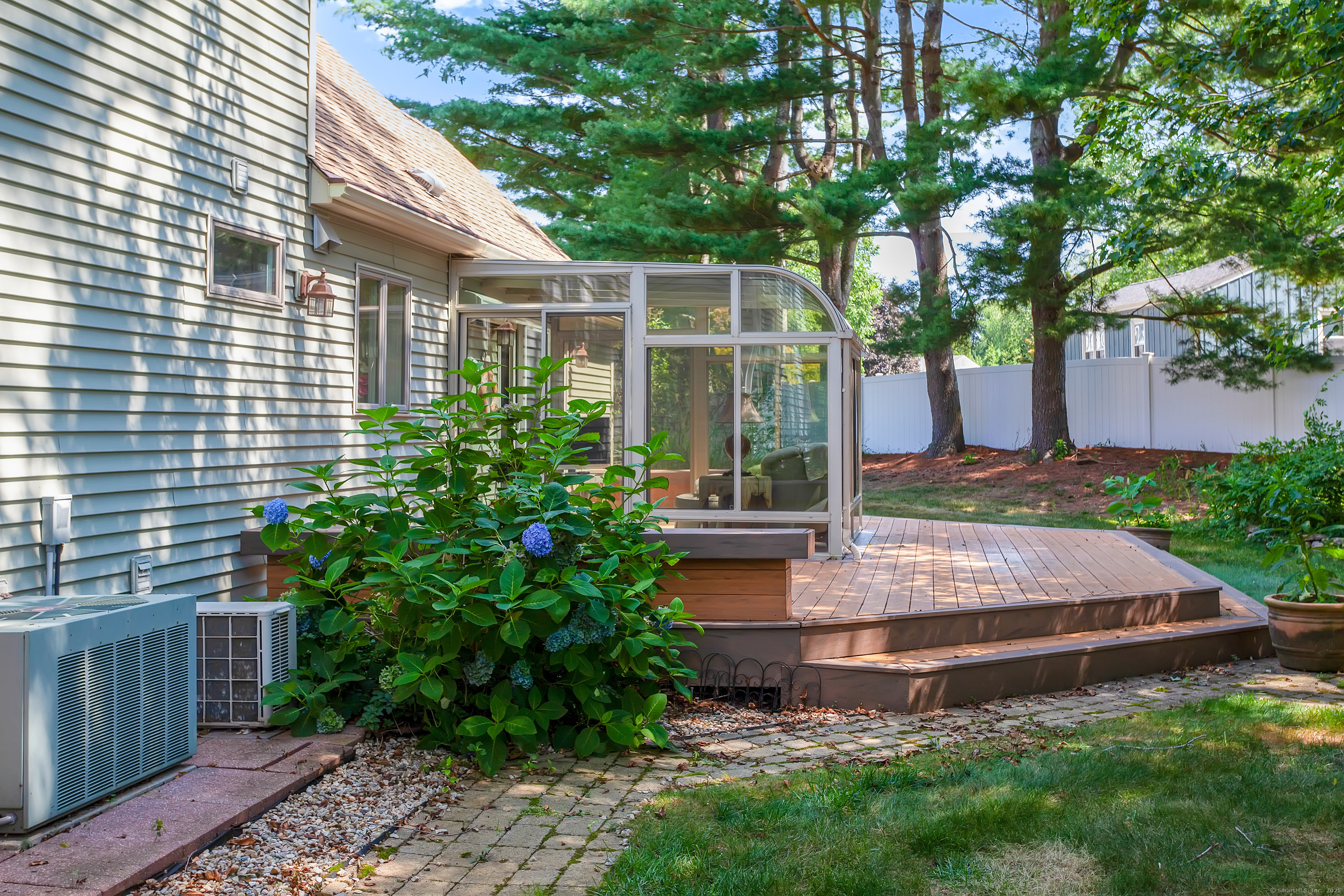 33 Indian Woods Road