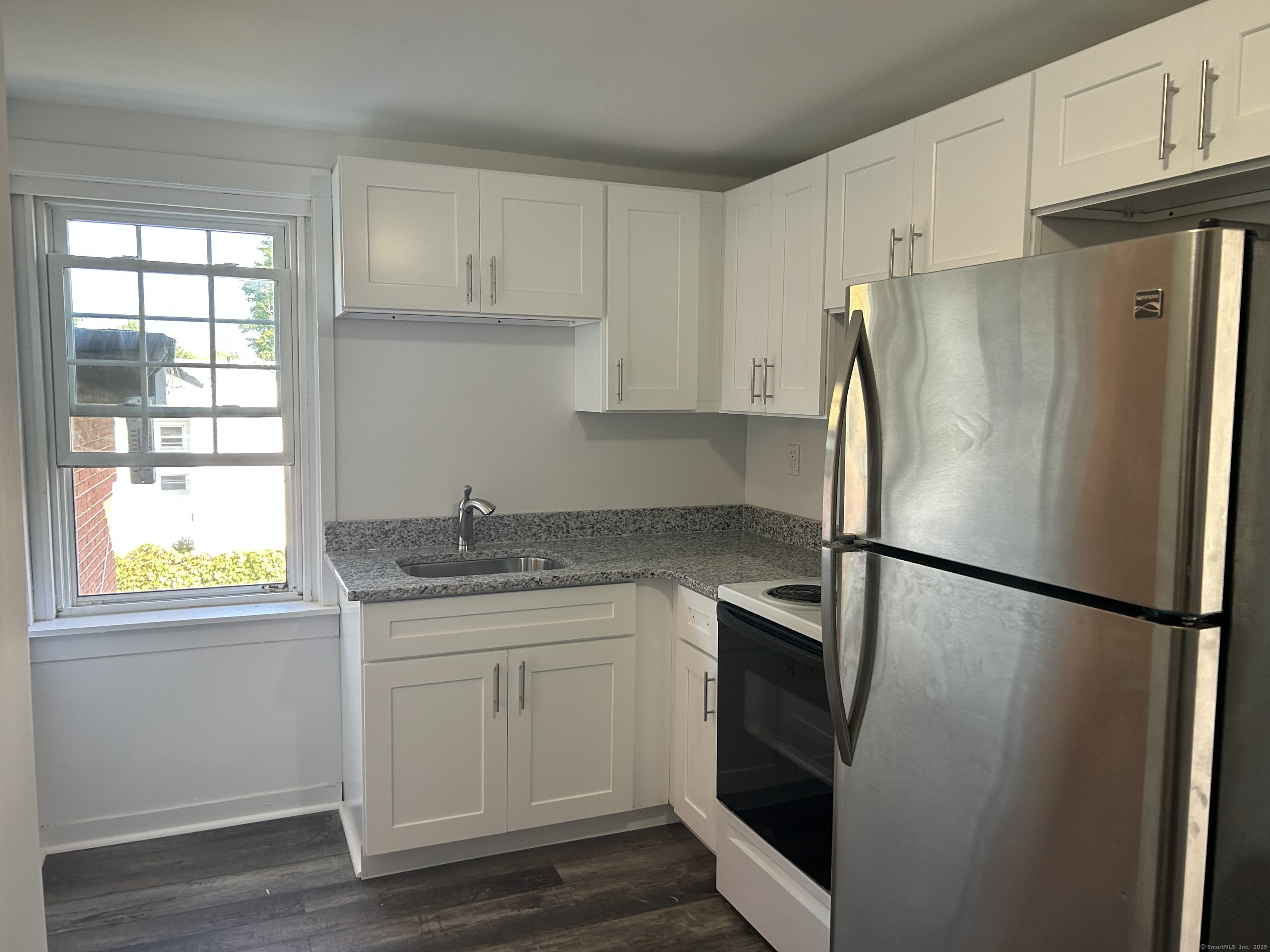 Windsor, Connecticut 06095, United States, 1 Bedroom Bedrooms, ,1 BathroomBathrooms,Residential,Active,249657