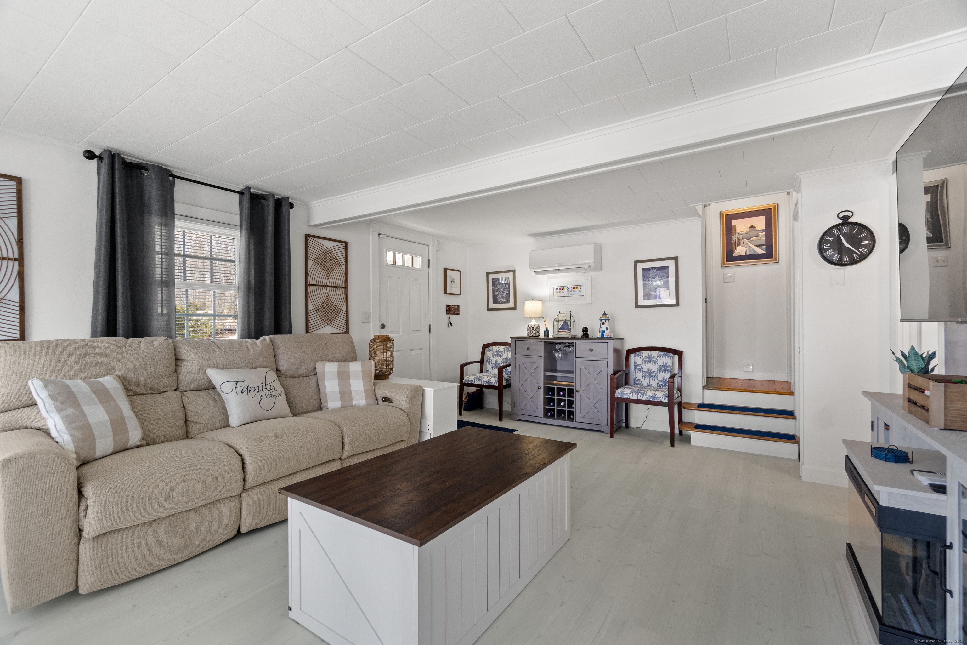 27 Bennett Circle, Voluntown, Connecticut image 3