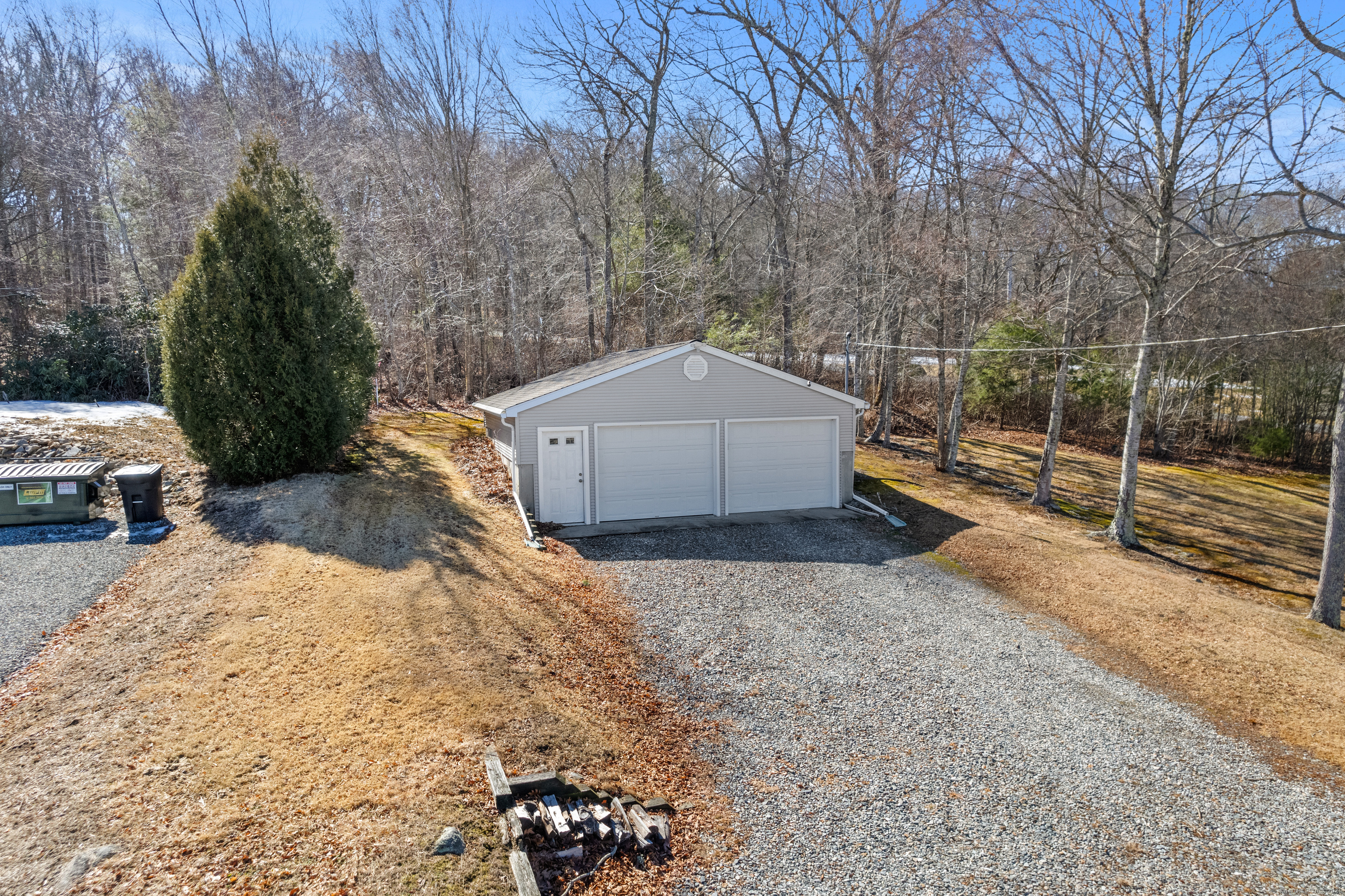 27 Bennett Circle, Voluntown, Connecticut image 35