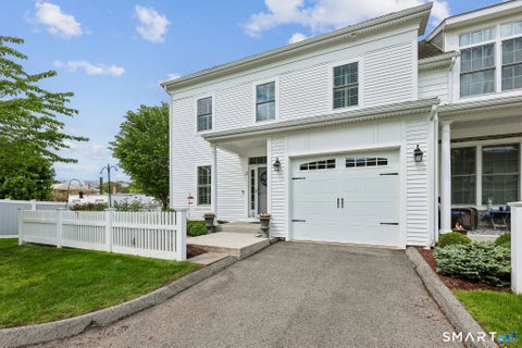 Condo For Sale - 25 Sheffield Street #3<br/> Old Saybrook, CT 06475