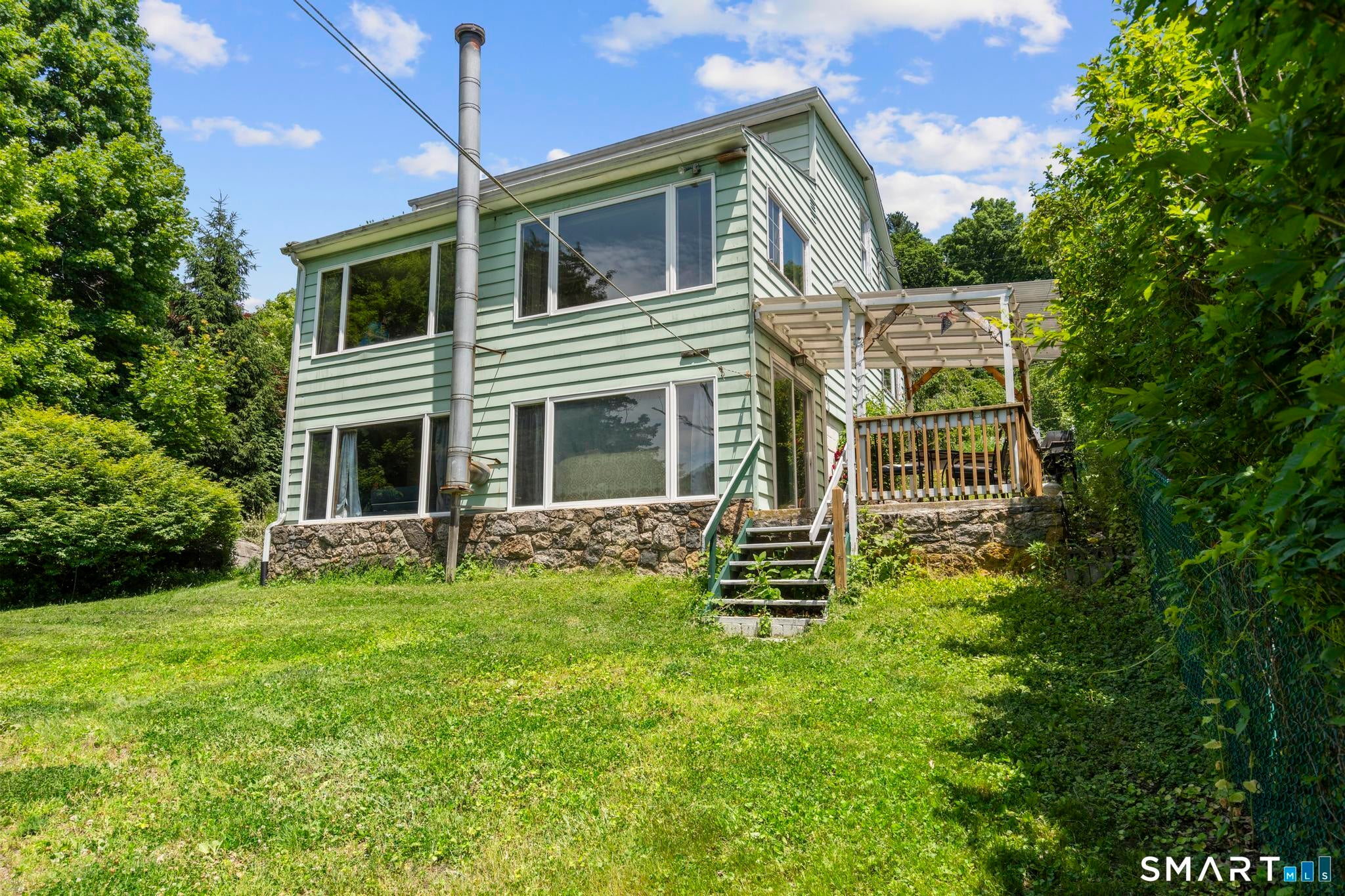 9 Lavelle Avenue