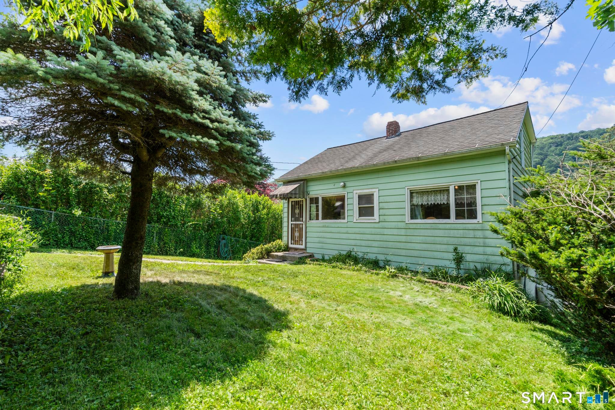 9 Lavelle Avenue