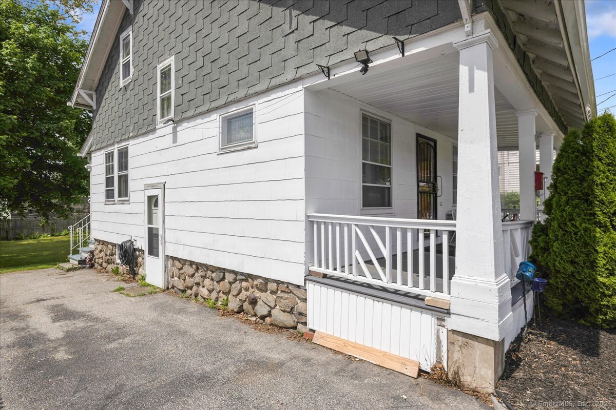 17 Radcliffe Avenue, Waterbury, Connecticut image 18