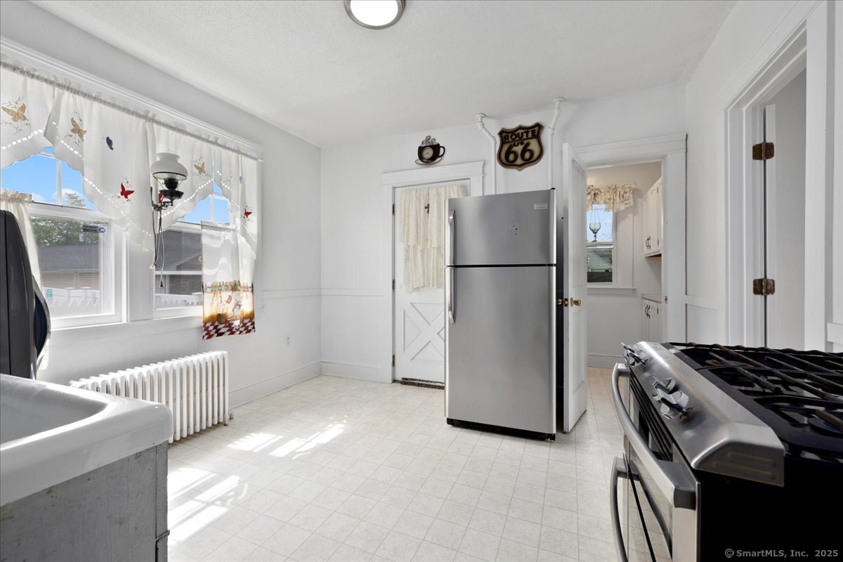 17 Radcliffe Avenue, Waterbury, Connecticut image 13