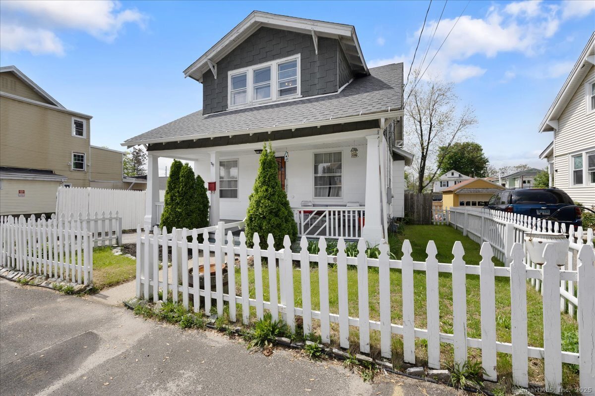 17 Radcliffe Avenue, Waterbury, Connecticut image 2