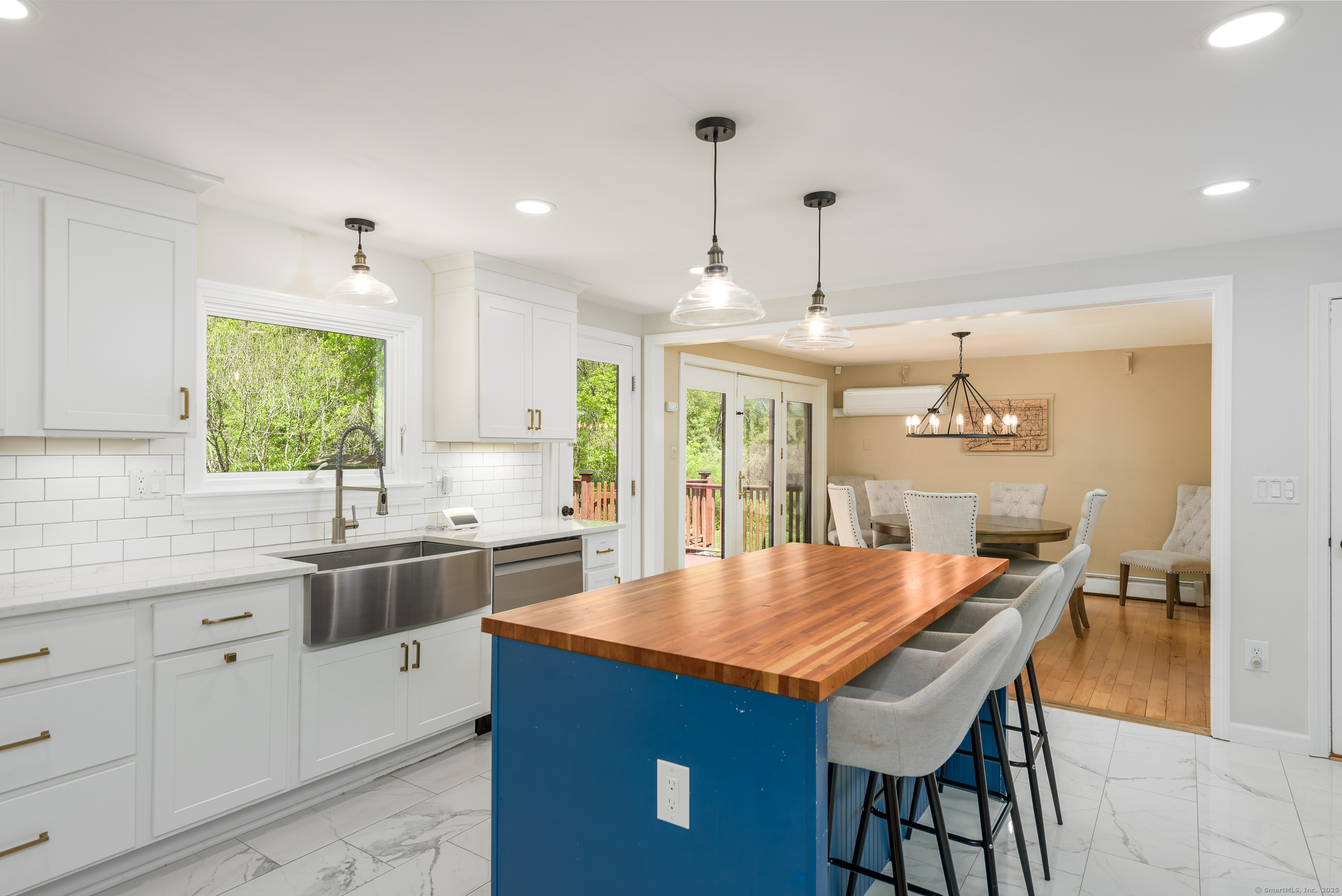 15 Haywardville Road