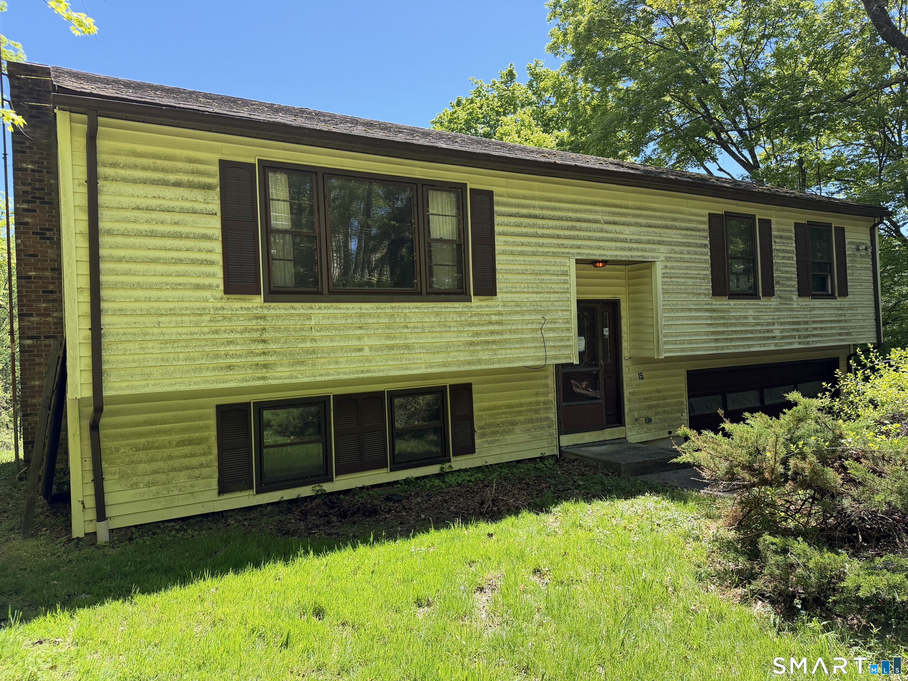 15 Bear Mountain Road