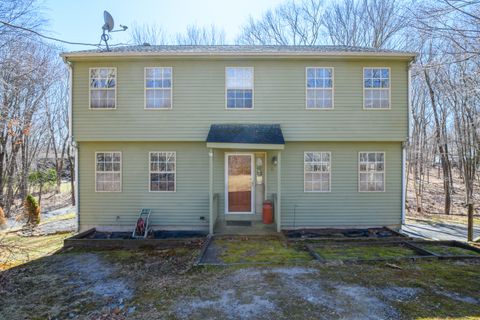 12 Beacon Hill Boulevard Wolcott CT 06716