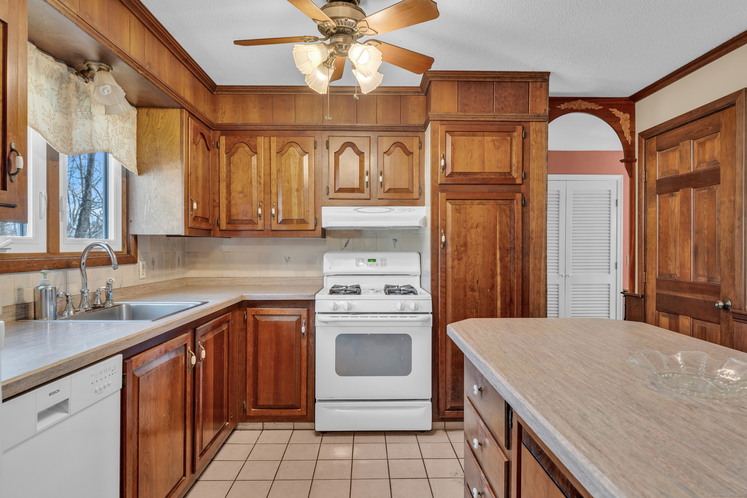 248 Hidden Lake Road, Haddam, Connecticut image 8