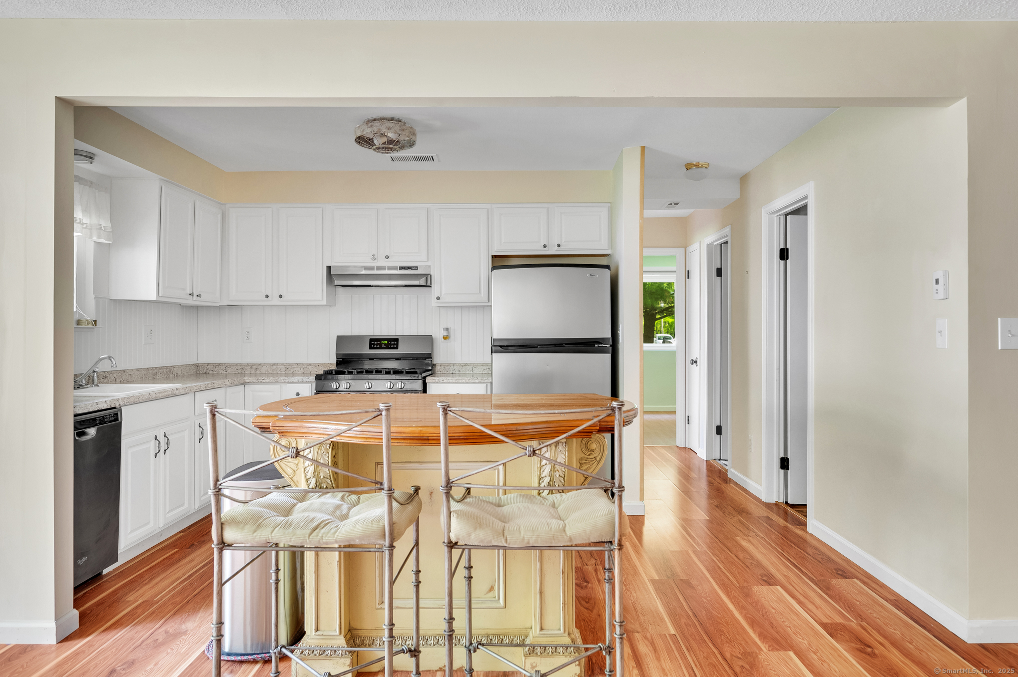 55 Thompson Street #APT 2A, East Haven, Connecticut image 2