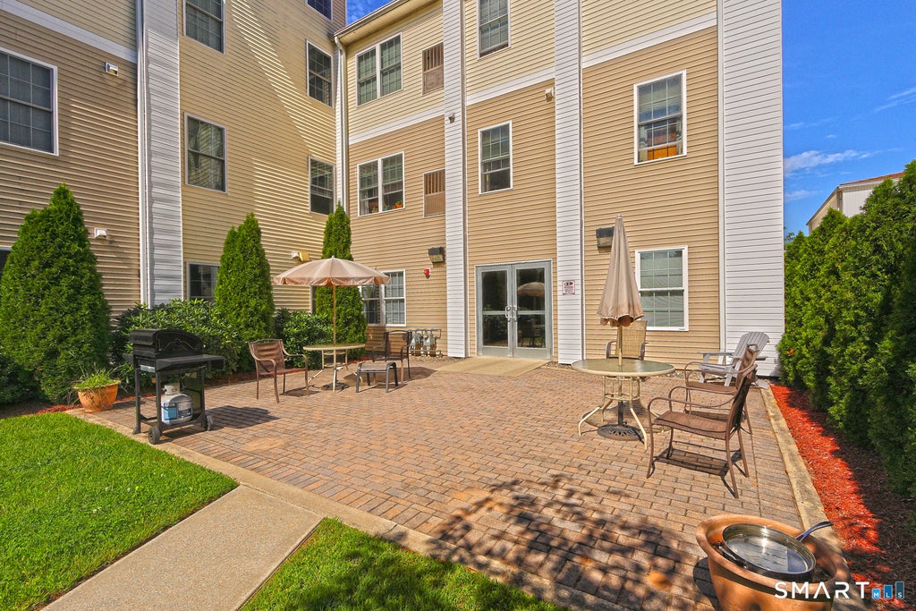 Photo of 510 First Avenue #103, West Haven, CT 06516 (MLS # 24204220)