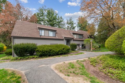 A home in Southbury