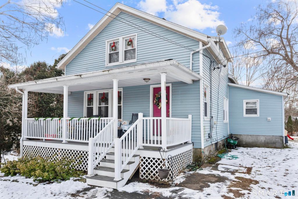 Photo of 14 Dalewood Drive, Norwich, CT 06360 (MLS # 24145533)