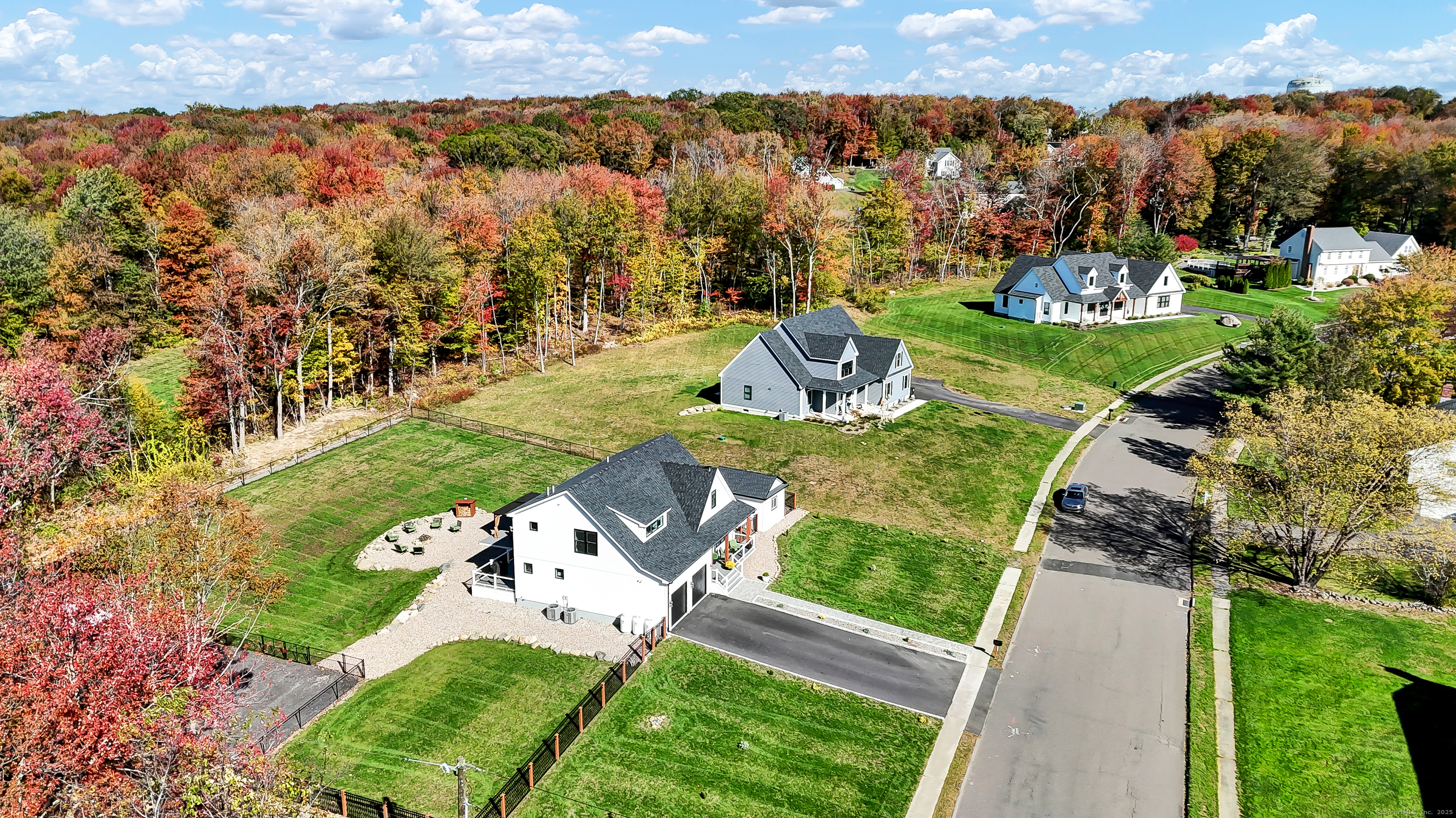 Burlington, Connecticut 06013, United States, 3 Bedrooms Bedrooms, ,5 BathroomsBathrooms,Residential,Active,230189