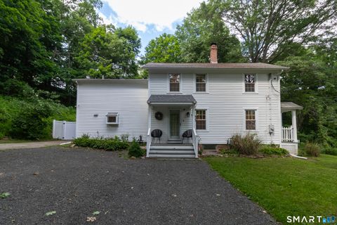 Homes For Sale - 150 Chestnut Street<br/> New Haven County, Branford, CT 06405