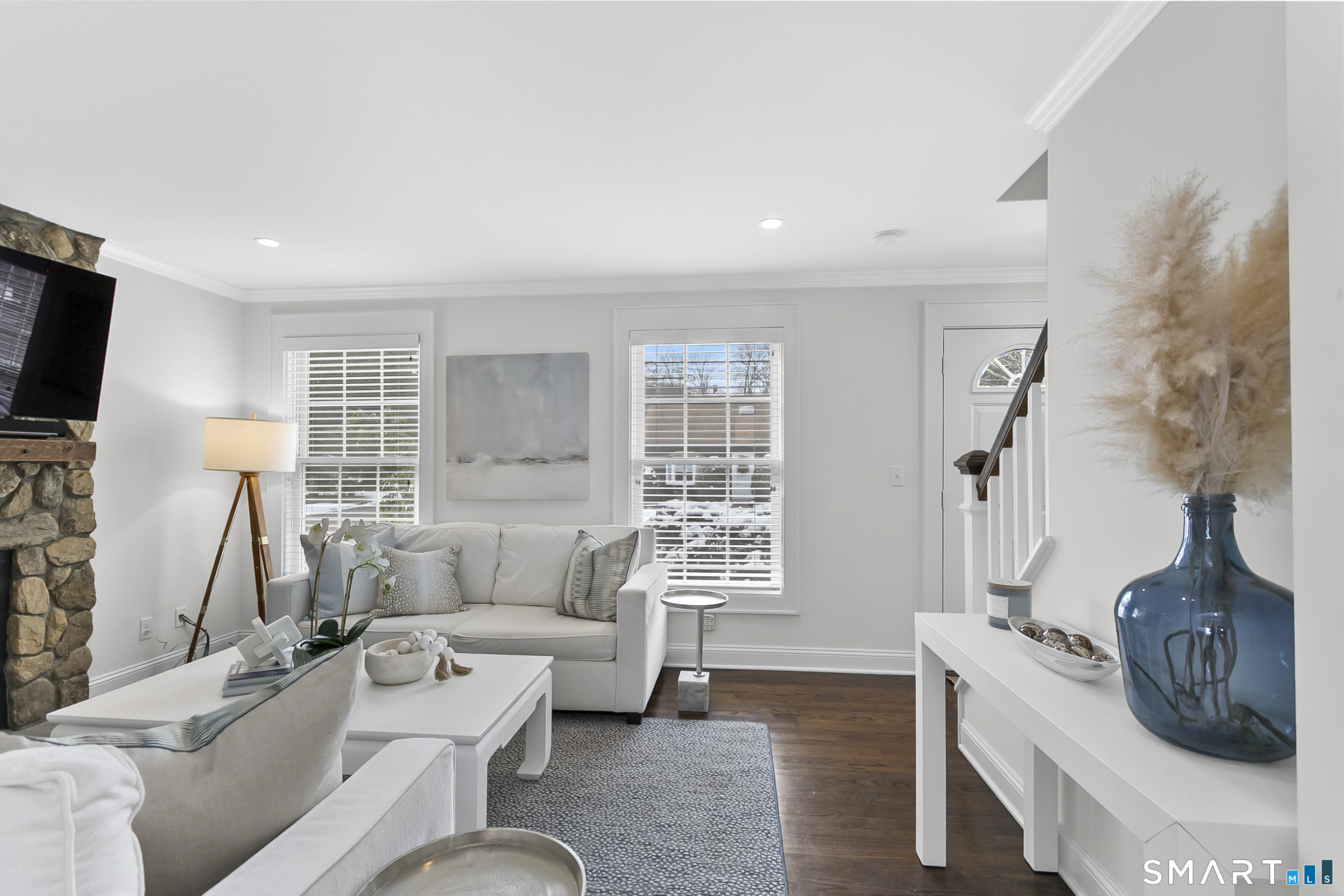 877 South Pine Creek Road