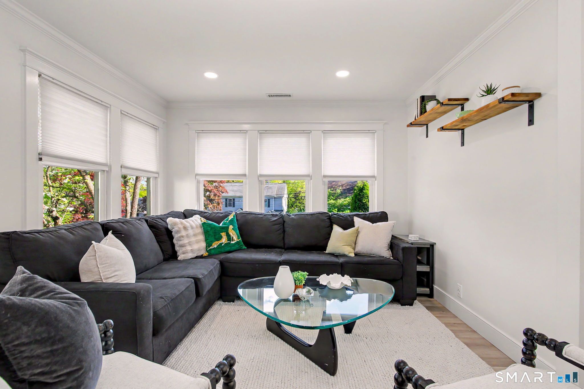 101 Hirsch Road