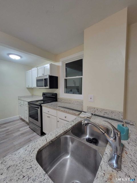 Tiny photo for 564 High Street #1, Middletown, CT 06457 (MLS # 24156247)