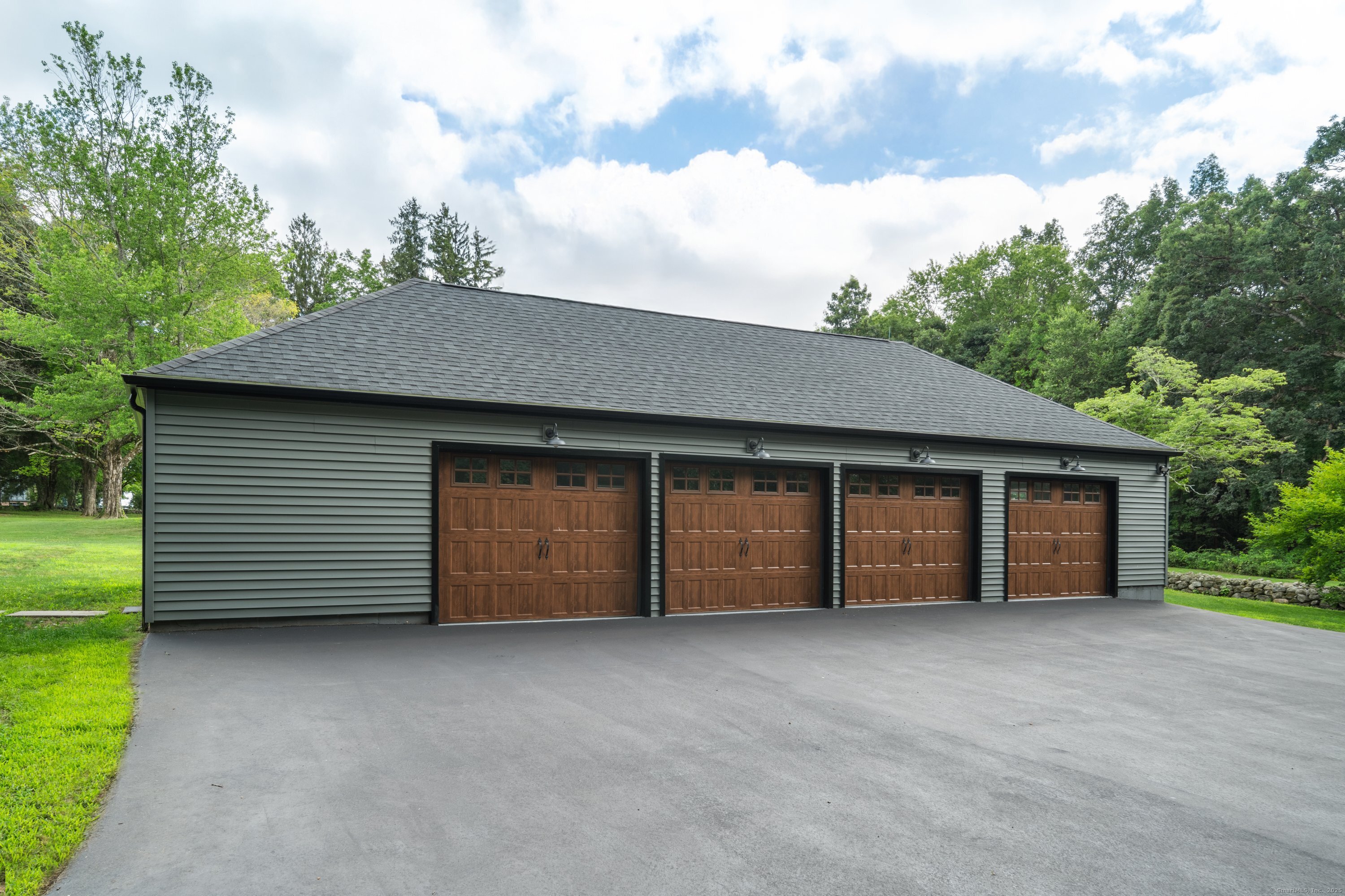 372 Tucker Hill Road