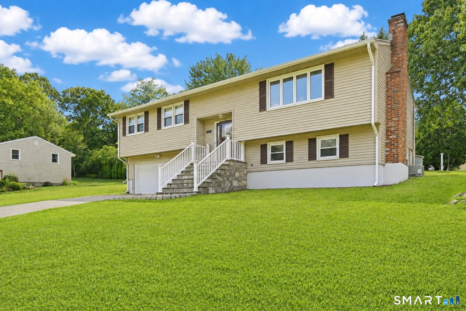 115 Inwood Drive