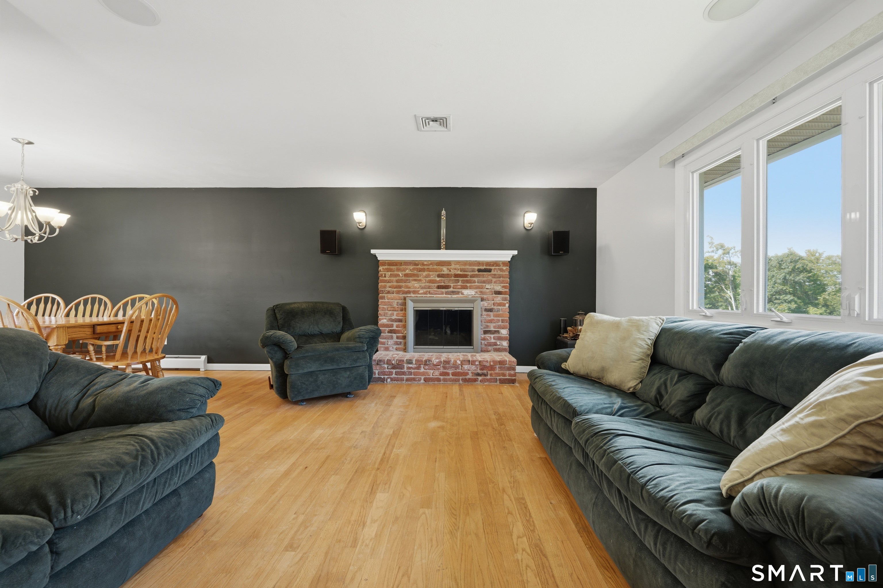 115 Inwood Drive