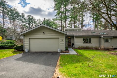 Photo of 5 Vista Terrace #5, Avon, CT 06001 (MLS # 24164545)