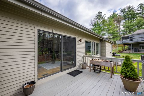 Tiny photo for 5 Vista Terrace #5, Avon, CT 06001 (MLS # 24164545)