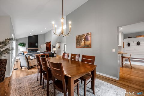 Tiny photo for 5 Vista Terrace #5, Avon, CT 06001 (MLS # 24164545)