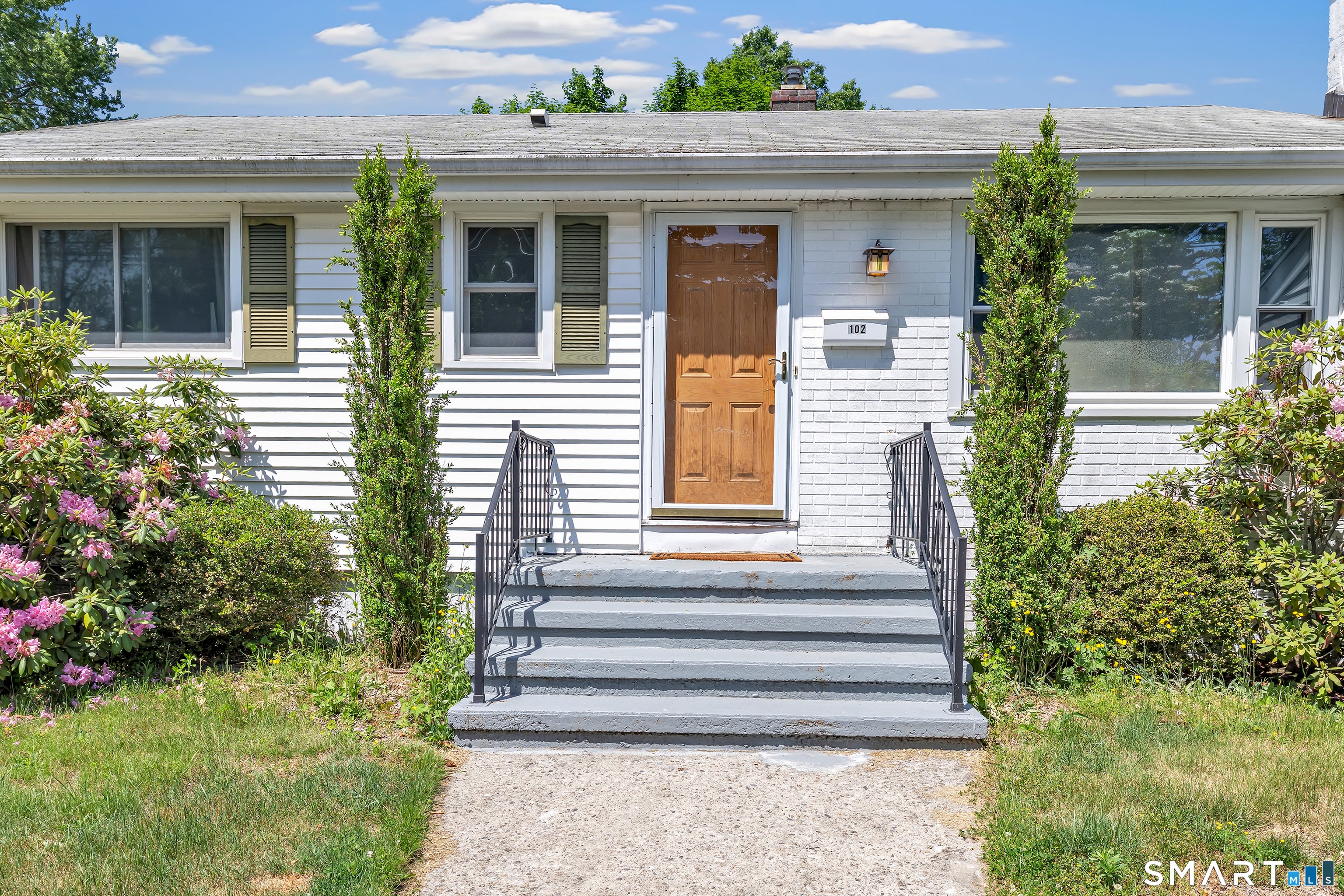 102 Geneva Terrace