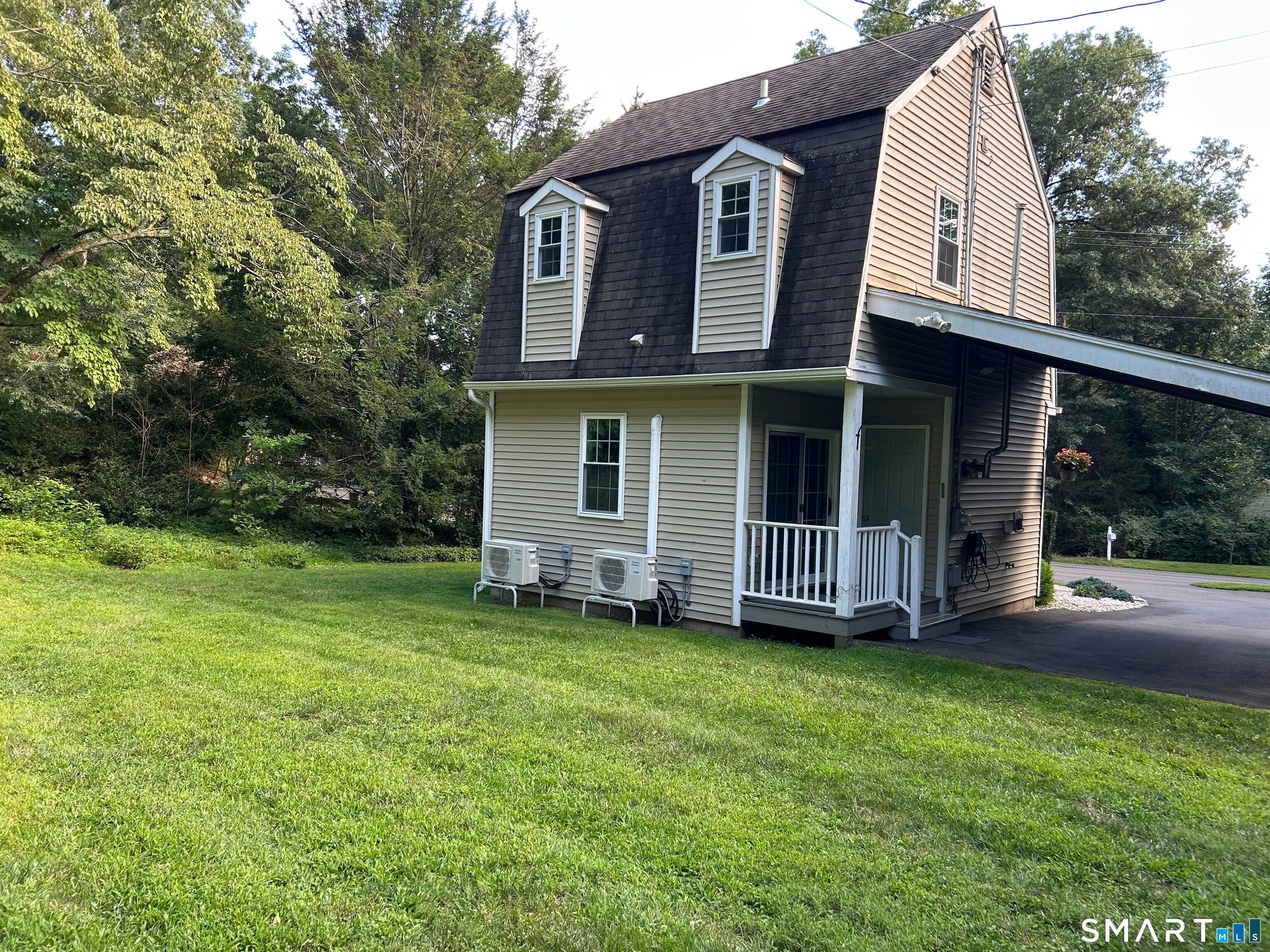 80 River Road