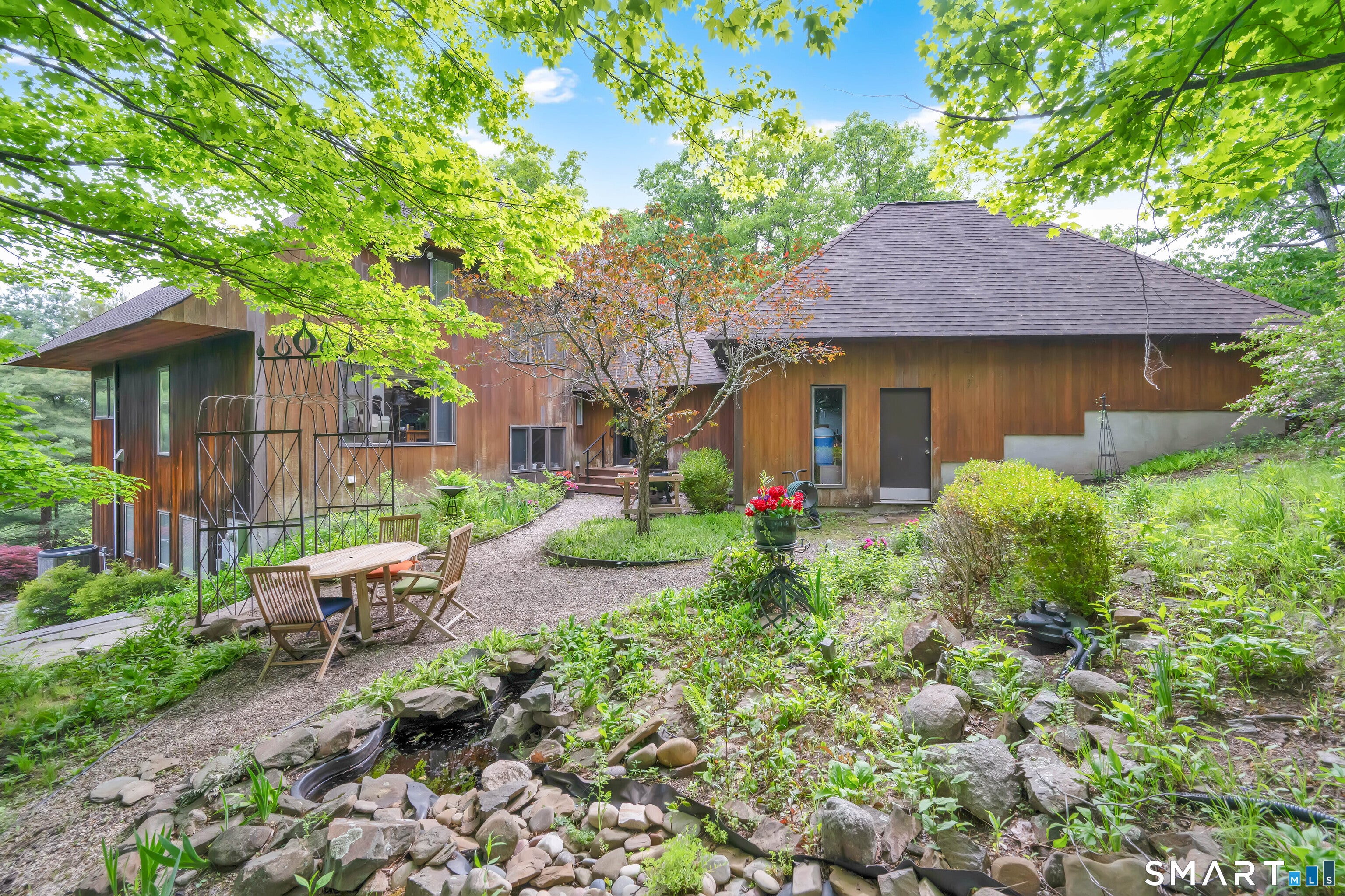 86 Washburn Road